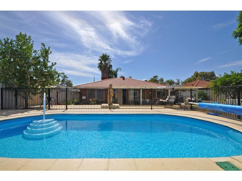 16 Polyantha Gardens, Mirrabooka WA 6061