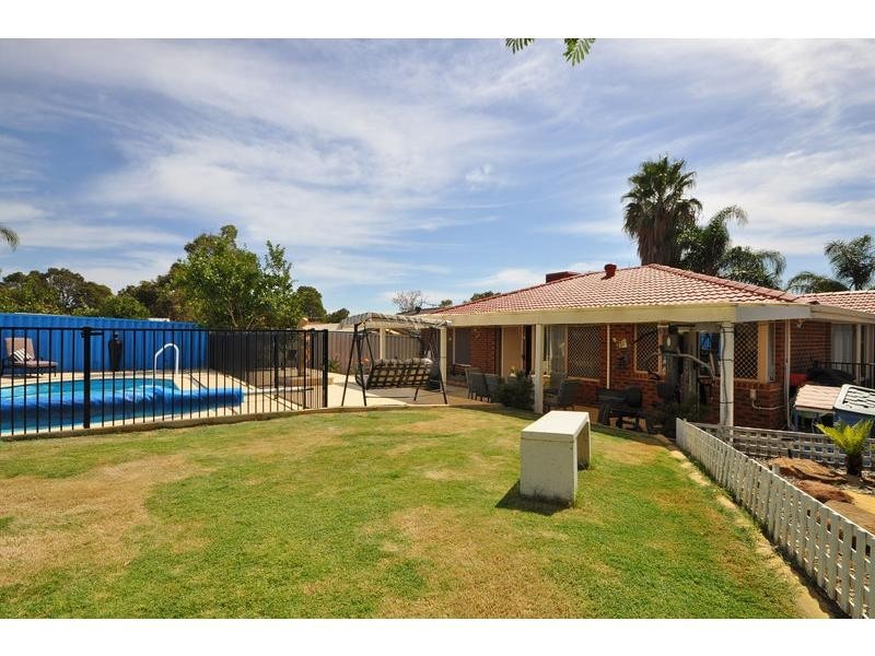 16 Polyantha Gardens, Mirrabooka WA 6061