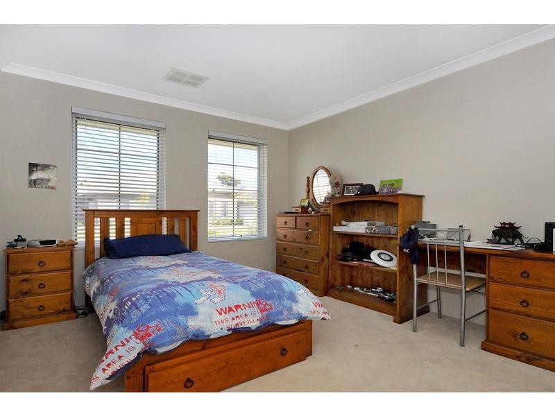 9 Hirani Link, Aveley WA 6069