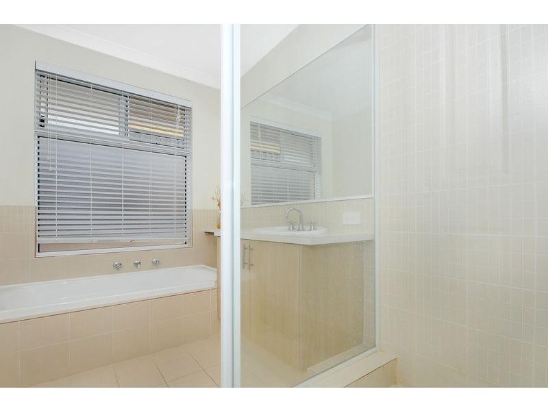 9 Hirani Link, Aveley WA 6069