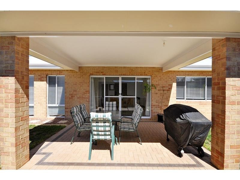 9 Hirani Link, Aveley WA 6069