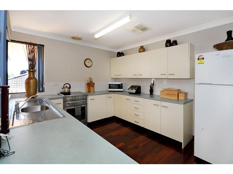 28A Halwest Way, Alexander Heights WA 6064