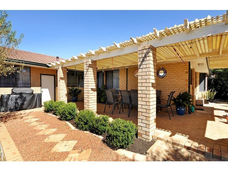 28A Halwest Way, Alexander Heights WA 6064