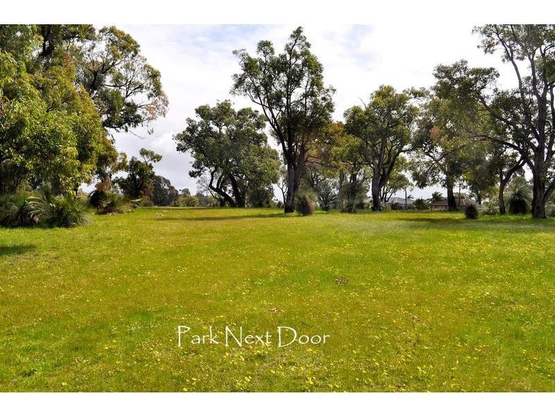 17C Hatfield Way, Girrawheen WA 6064