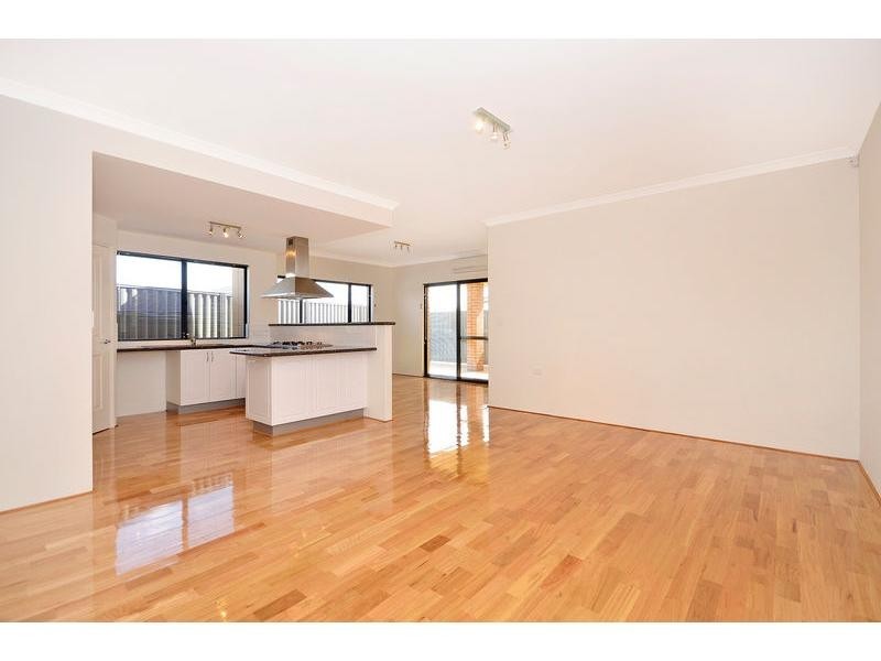 4 Vellum Loop, Aveley WA 6069