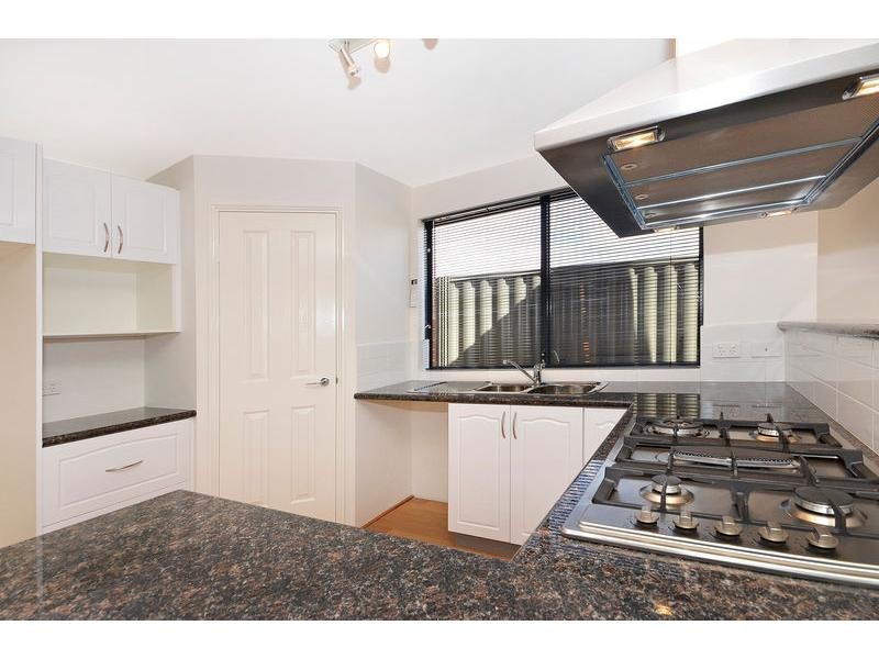 4 Vellum Loop, Aveley WA 6069