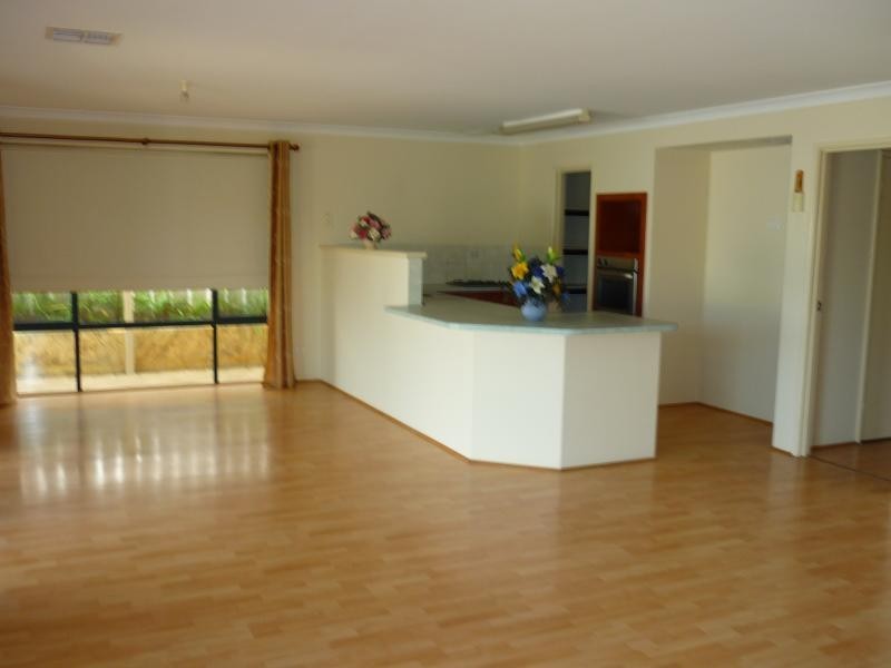 25 Eddington Road, Warwick WA 6024