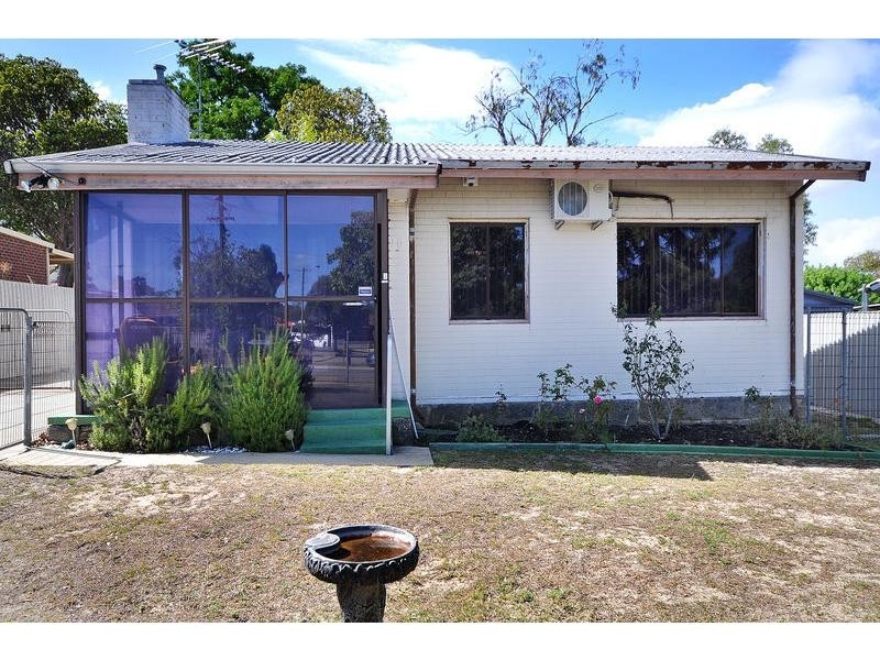 10 Wadhurst Street, Balga WA 6061