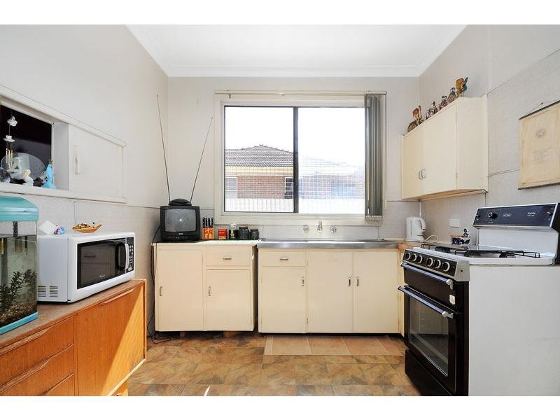 10 Wadhurst Street, Balga WA 6061