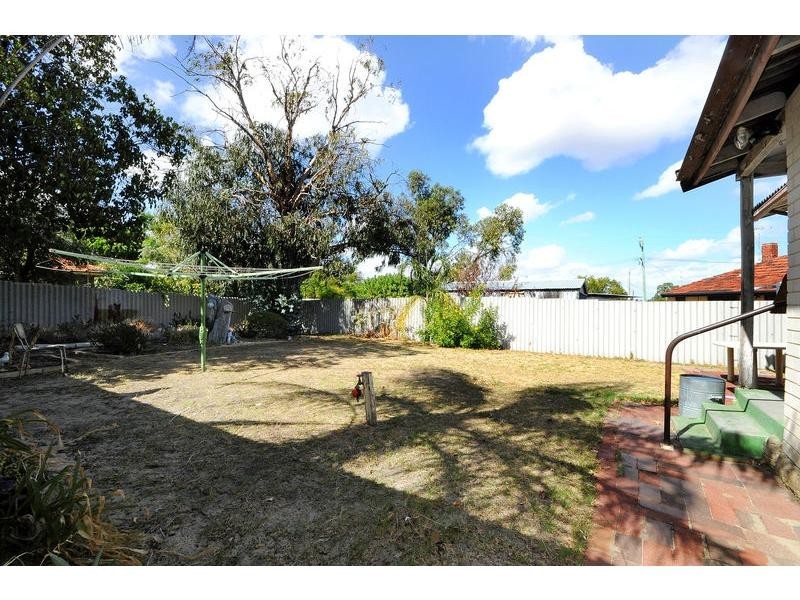 10 Wadhurst Street, Balga WA 6061