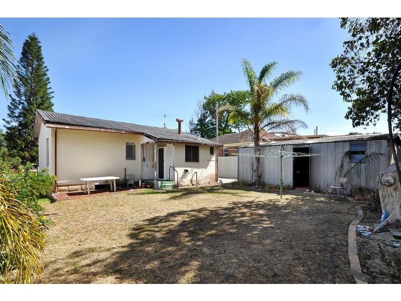 10 Wadhurst Street, Balga WA 6061