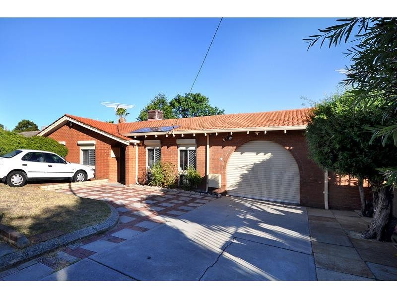 9 Furness Way, Koondoola WA 6064