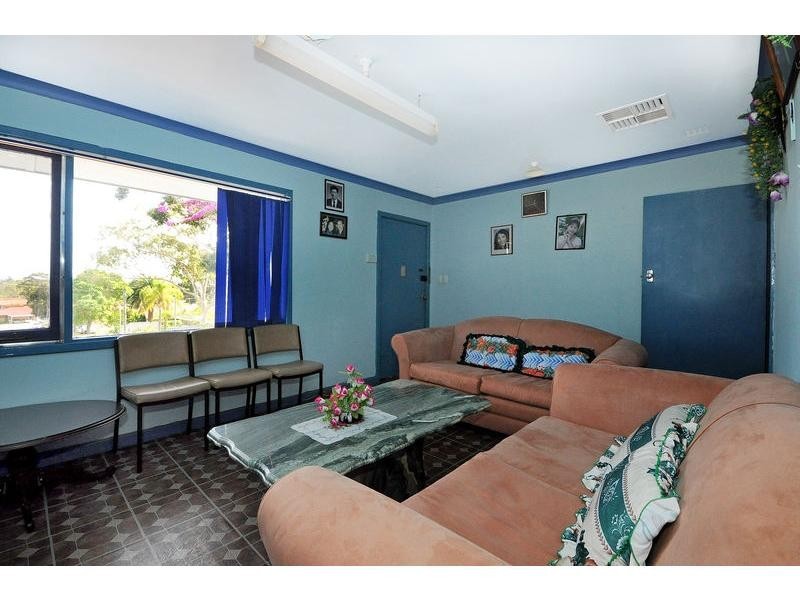 24 Greville Way, Girrawheen WA 6064