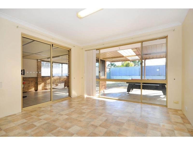 196 Altone Road, Beechboro WA 6063