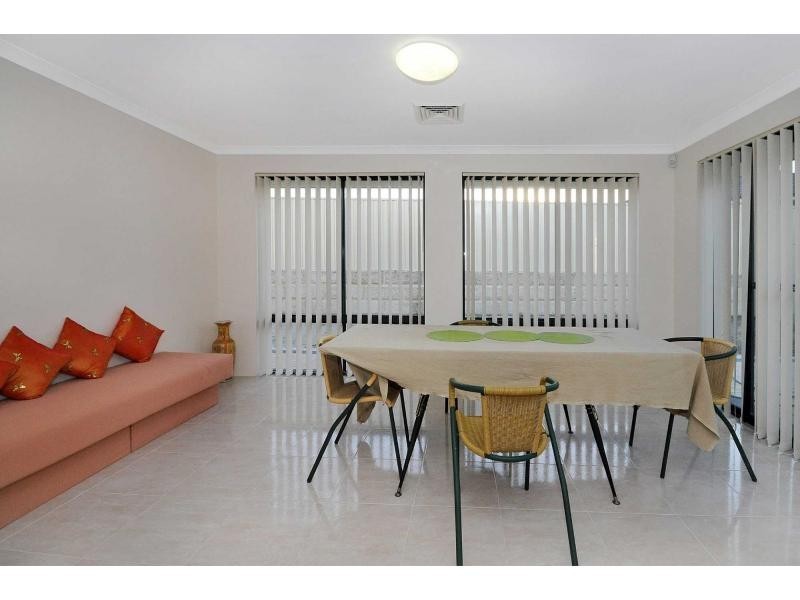 7 McNamara Place, Marangaroo WA 6064