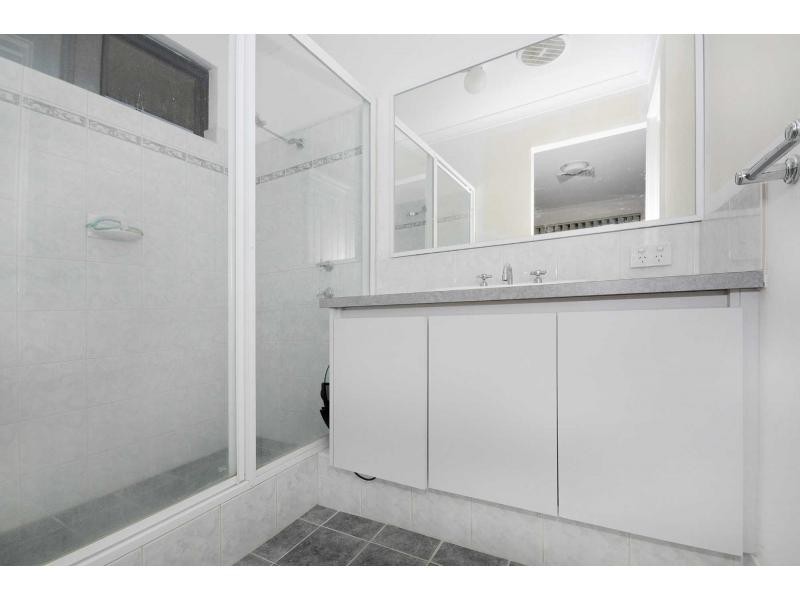 7 McNamara Place, Marangaroo WA 6064