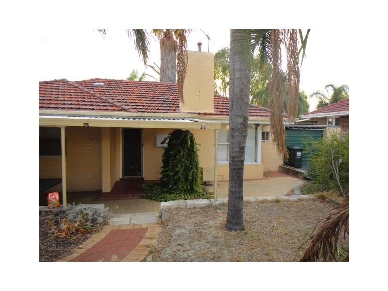 27 Mentone Road, Balga WA 6061