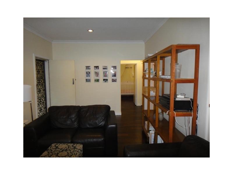 27 Mentone Road, Balga WA 6061