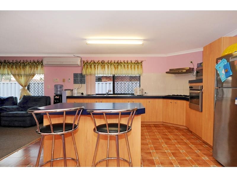 17 Peran Street, Beechboro WA 6063