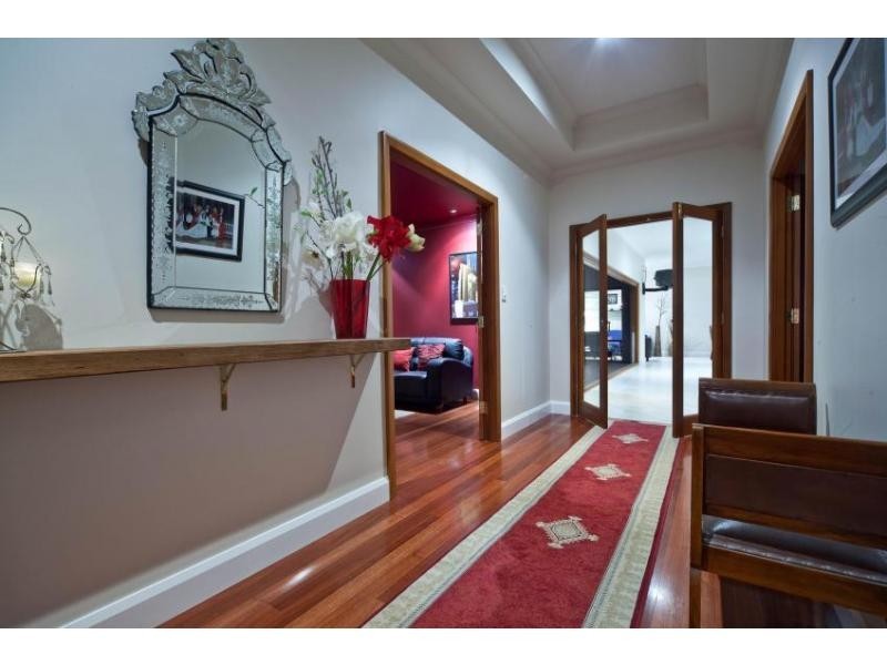 25 Stonewall Circuit, Landsdale WA 6065