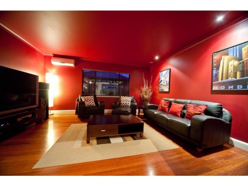 25 Stonewall Circuit, Landsdale WA 6065