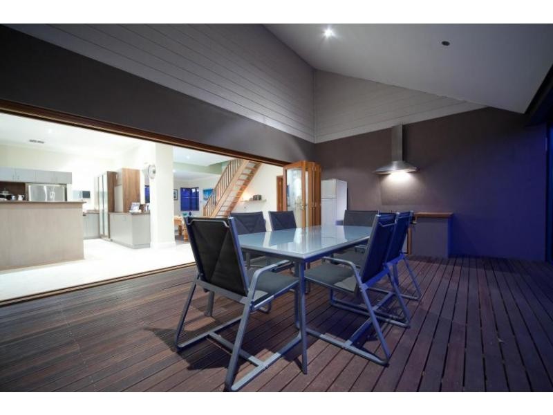 25 Stonewall Circuit, Landsdale WA 6065