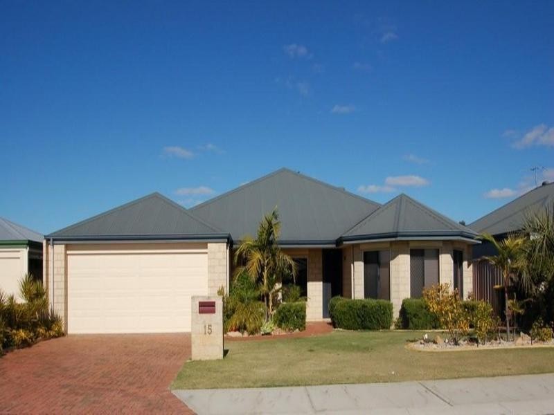 15 Hillwater Promenade, Beechboro WA 6063