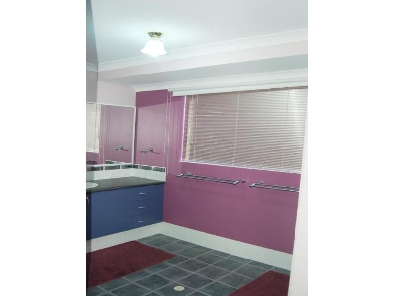 15 Hillwater Promenade, Beechboro WA 6063