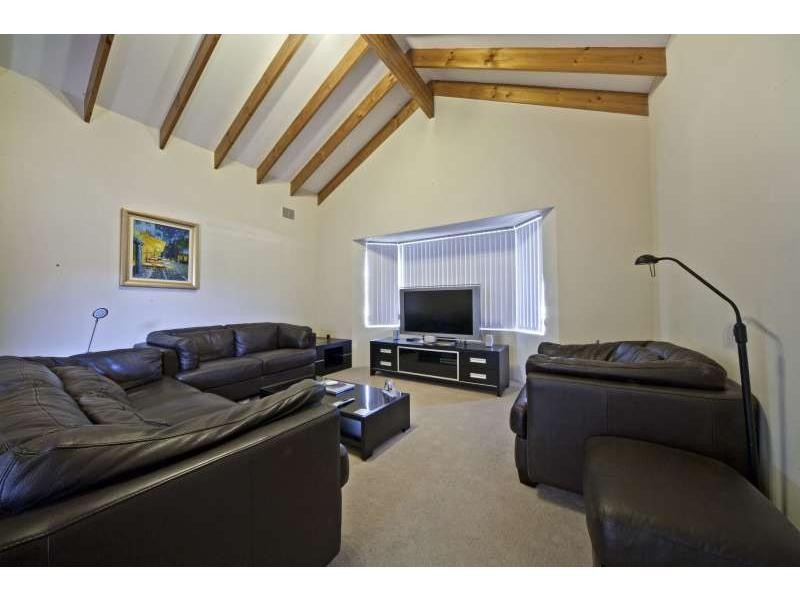 16 Bluewater Rise, Mullaloo WA 6027