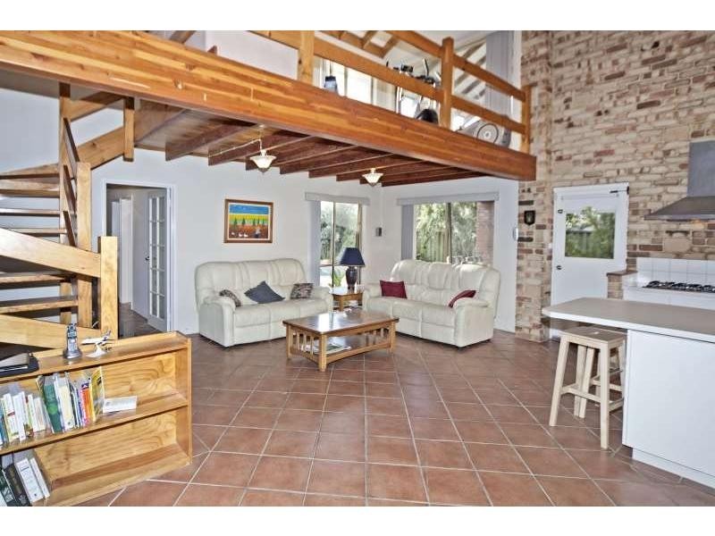 16 Bluewater Rise, Mullaloo WA 6027