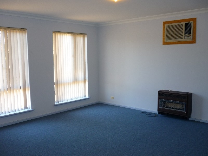 61 Blackmore Avenue, Girrawheen WA 6064