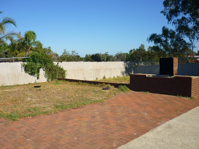 61 Blackmore Avenue, Girrawheen WA 6064