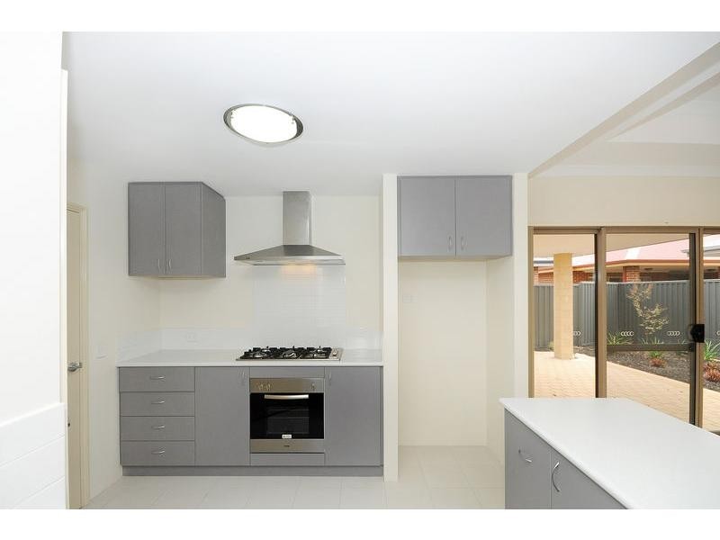 25 Ollave Circuit, Aveley WA 6069