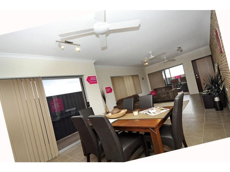 18 Wesley Way, Aveley WA 6069