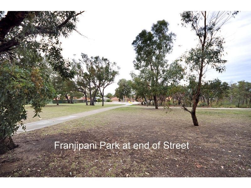 18 Parkin Way, Marangaroo WA 6064