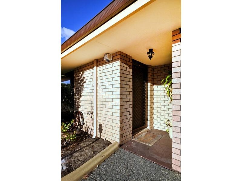 9/303 Wharf Street, Queens Park WA 6107