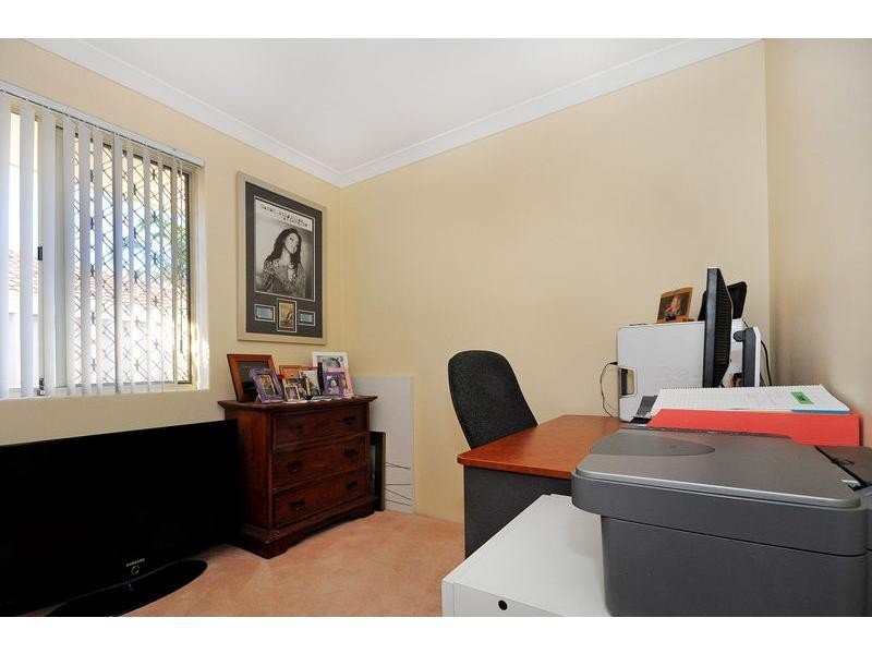 1 River Fig Place, Alexander Heights WA 6064