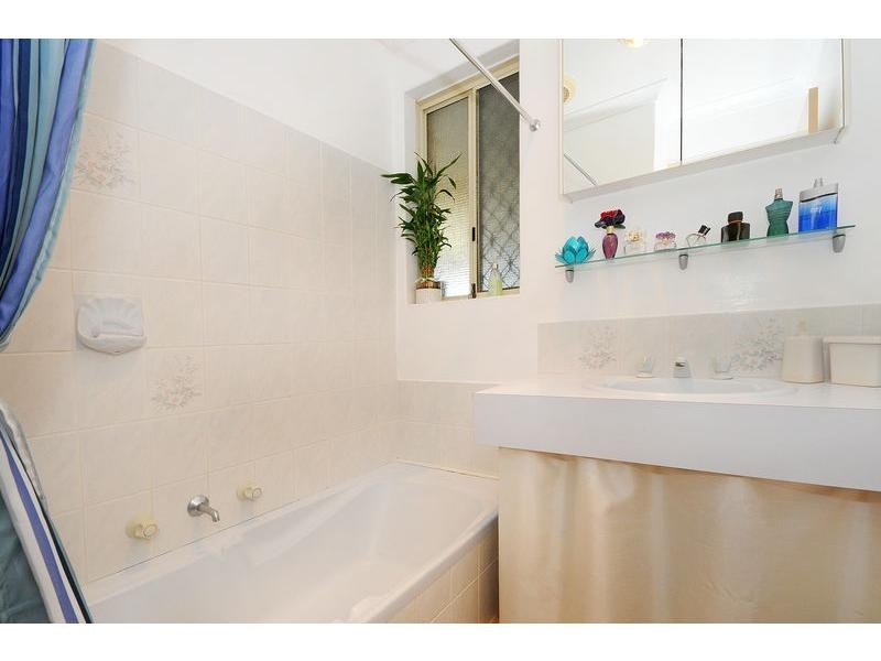 1 River Fig Place, Alexander Heights WA 6064