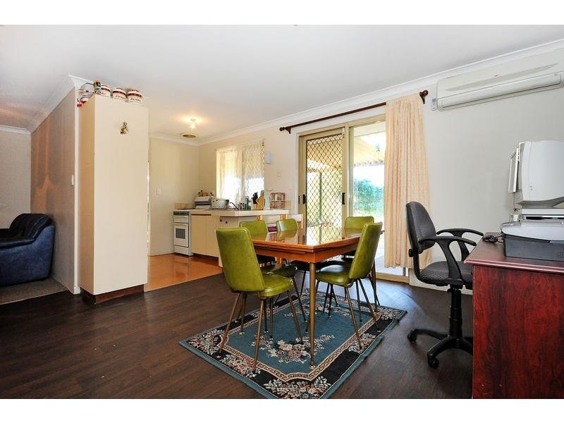 12 Pendula Garden, Mirrabooka WA 6061