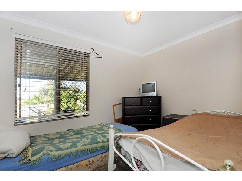 12 Pendula Garden, Mirrabooka WA 6061