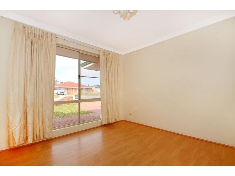 10 Guadalupe Drive, Ballajura WA 6066