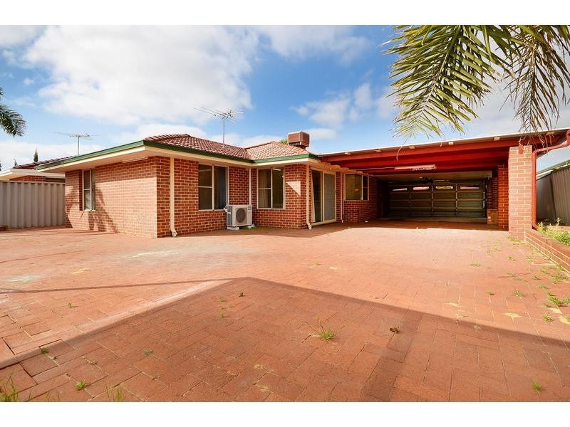 10 Guadalupe Drive, Ballajura WA 6066