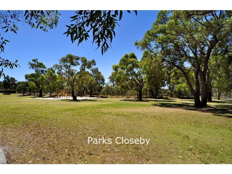 4 Giles Place, Mirrabooka WA 6061