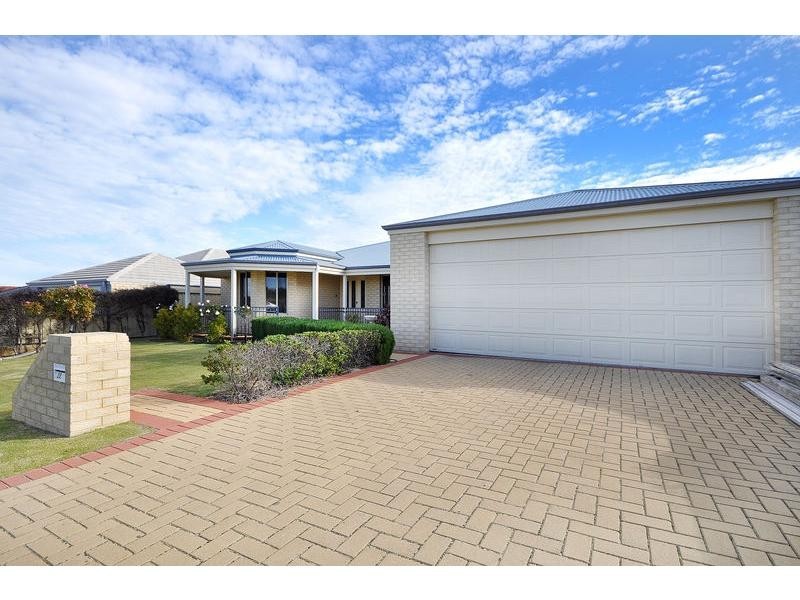 39 Hinckley Parkway, Hocking WA 6065