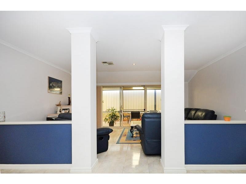 39 Hinckley Parkway, Hocking WA 6065