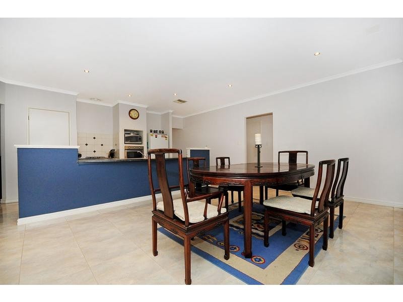 39 Hinckley Parkway, Hocking WA 6065