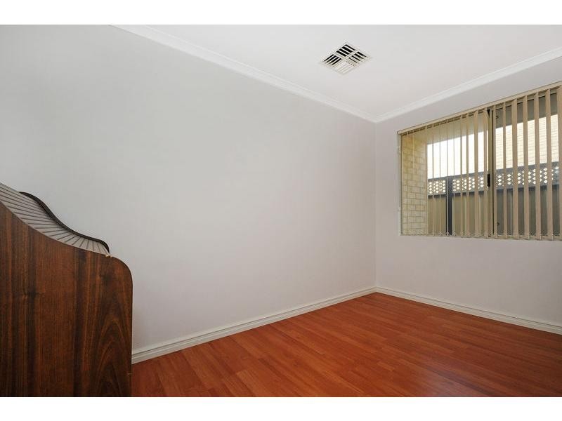 39 Hinckley Parkway, Hocking WA 6065
