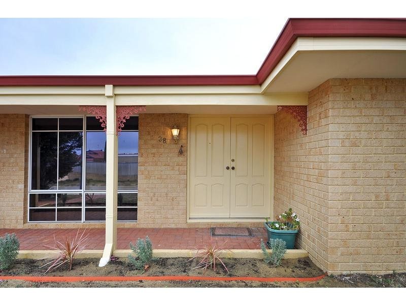 38 Dandenong Way, Alexander Heights WA 6064