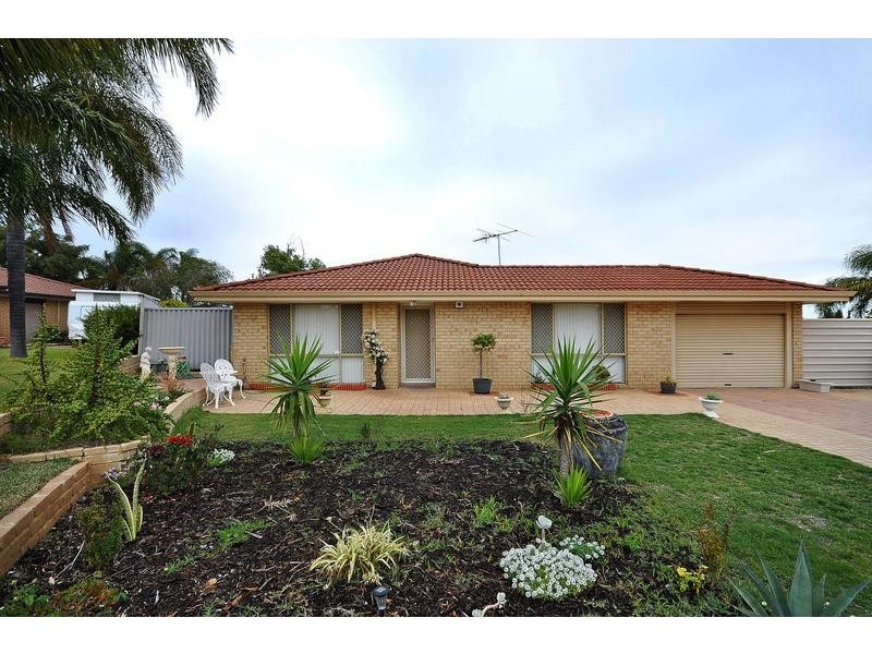 8 Danvers Close, Marangaroo WA 6064