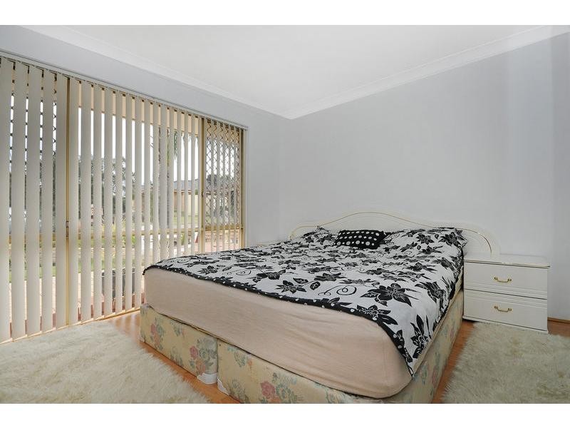 8 Danvers Close, Marangaroo WA 6064